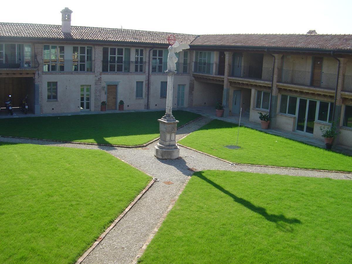 Corte Breda, Séjour à la ferme Chiari